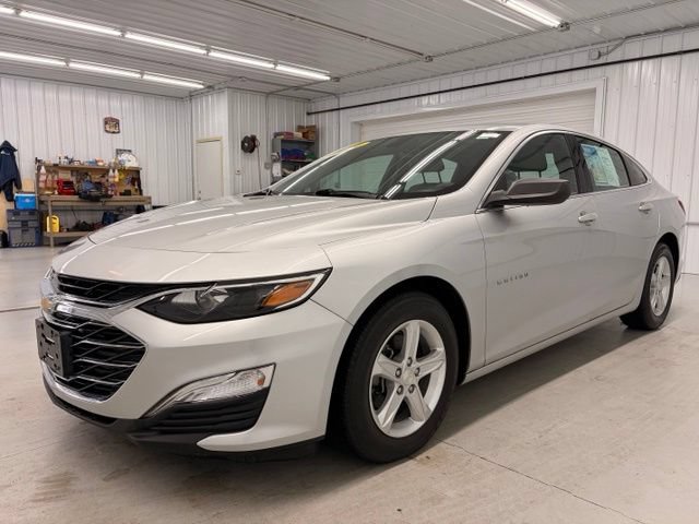 Used 2020 Chevrolet Malibu LS FWD image 3