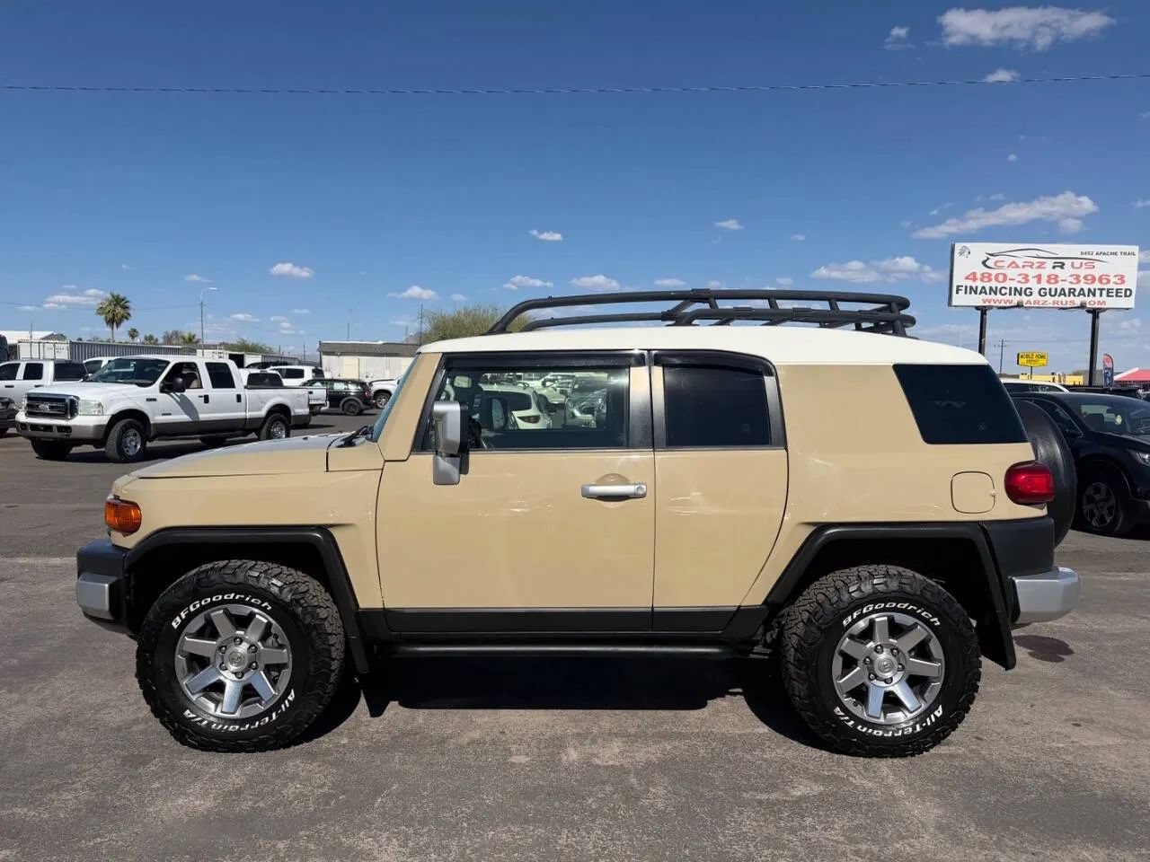 Used 2014 Toyota FJ Cruiser 4WD w/ Upgrade Package image 4