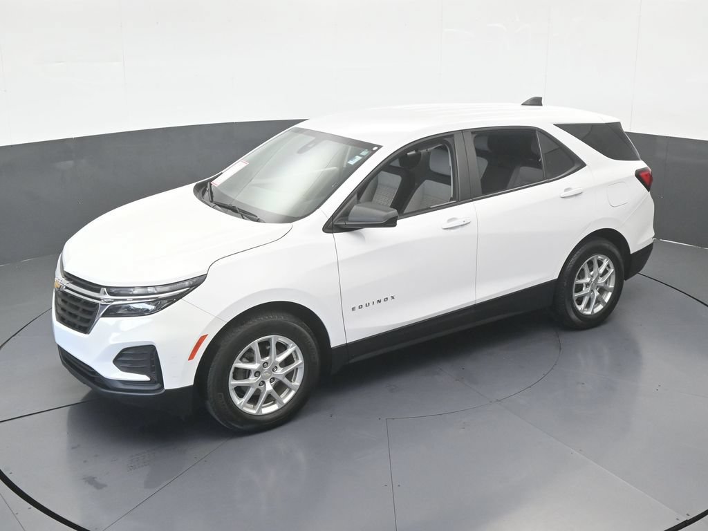 Used 2023 Chevrolet Equinox LS FWD image 46