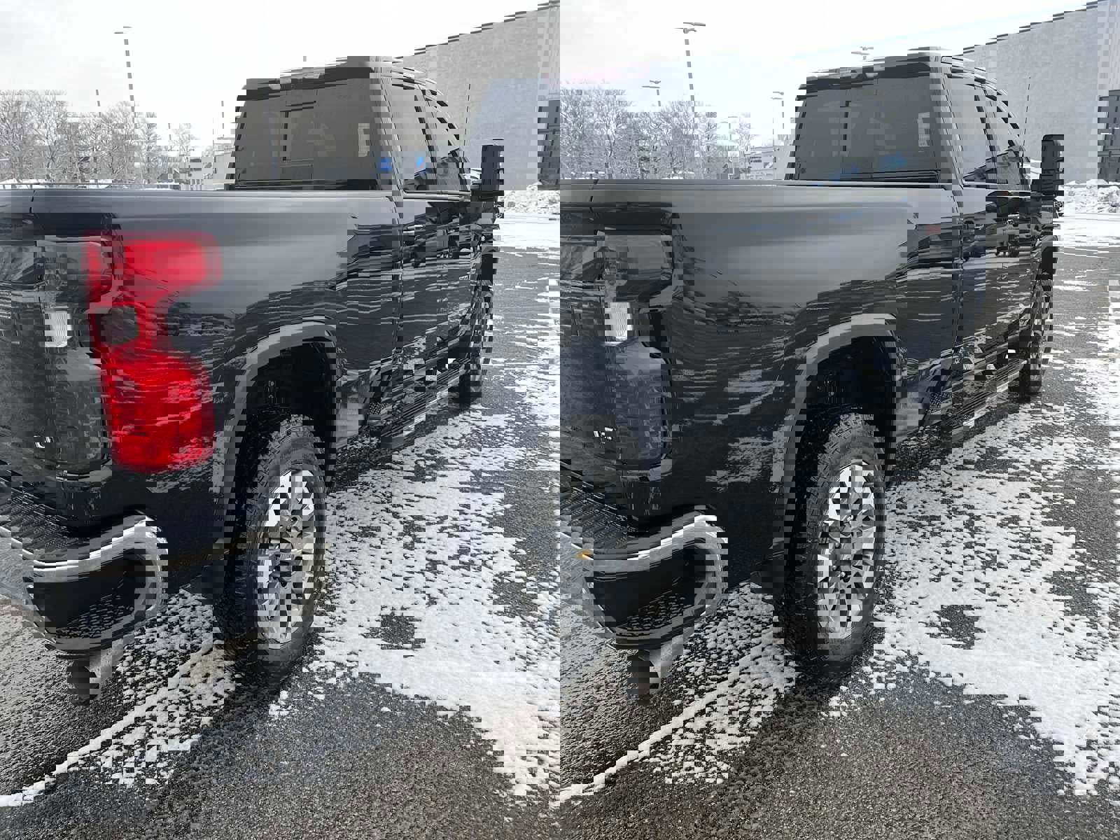 Used 2025 Chevrolet Silverado 3500 LT w/ All Star Edition image 8