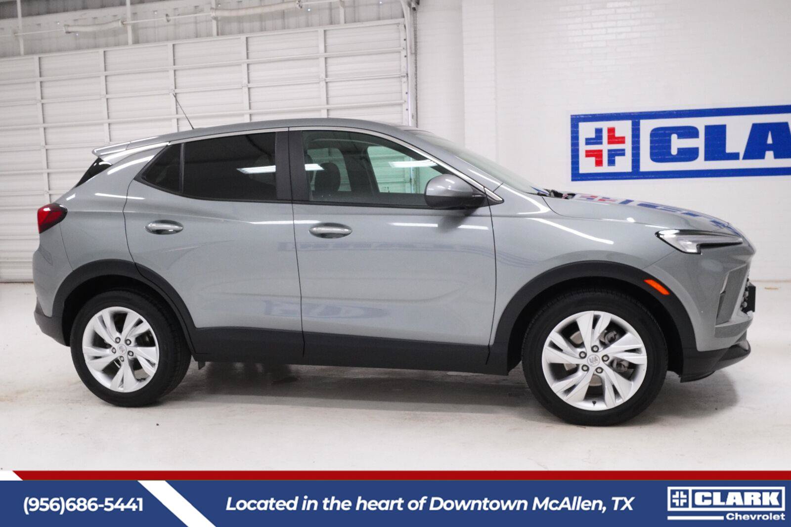 Used 2025 Buick Encore GX Preferred FWD image 4