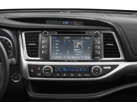 Used 2018 Toyota Highlander XLE image 10