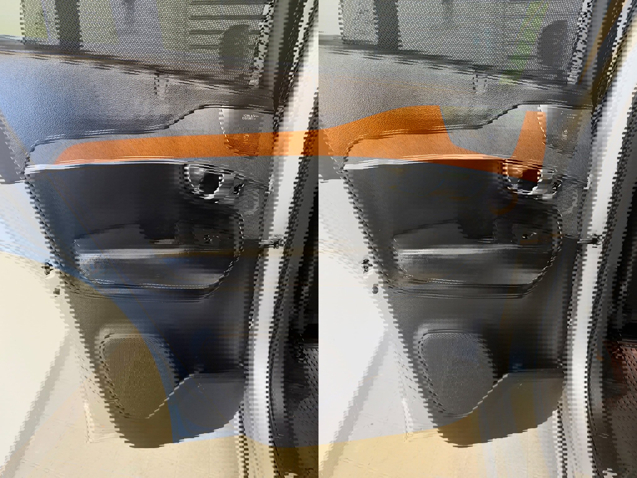 Used 2018 Volvo XC90 T6 Inscription w/ Convenience Package image 33