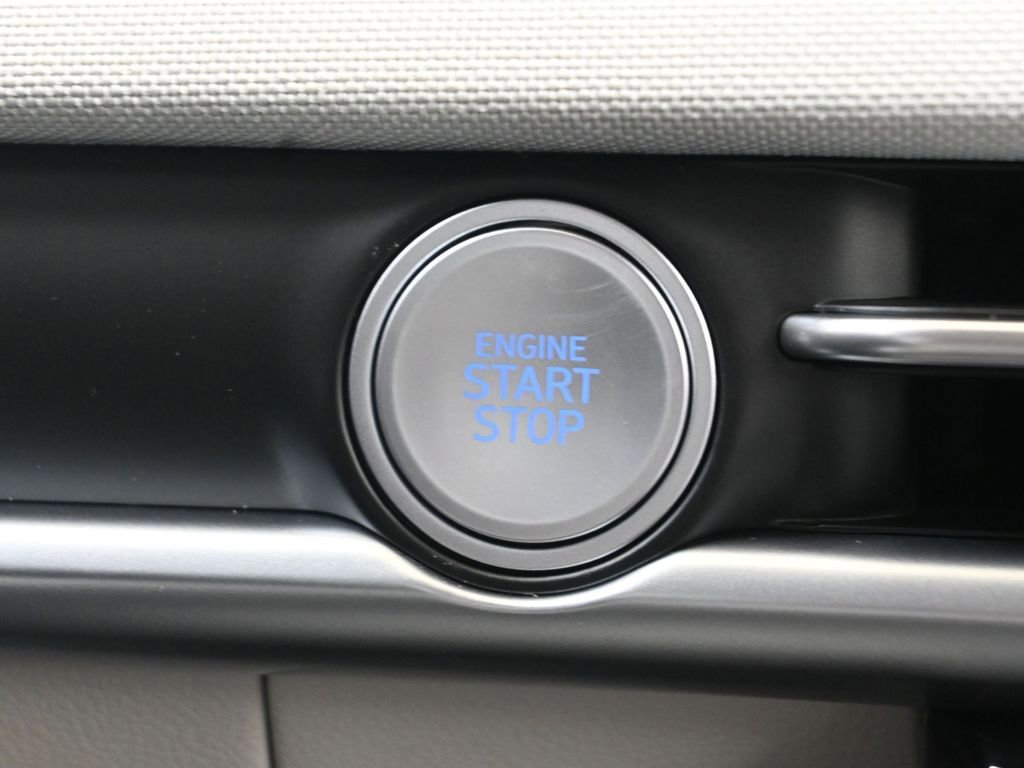 New 2026 Hyundai Tucson Limited image 32