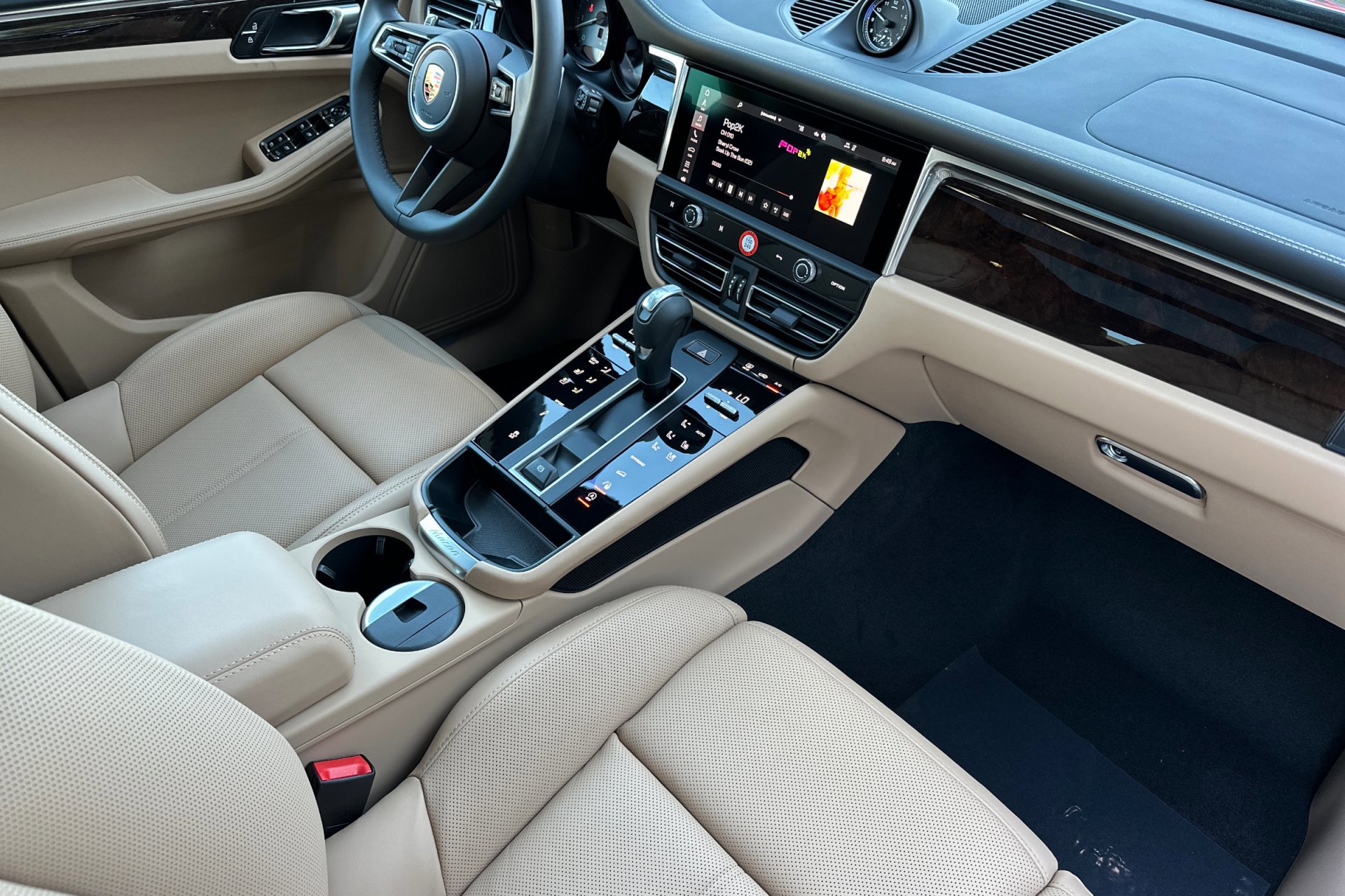 New 2026 Porsche Macan S image 18