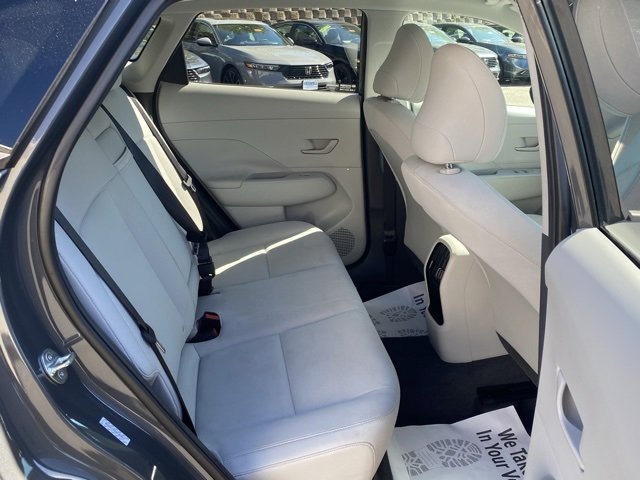 Used 2025 Hyundai Kona SEL image 29