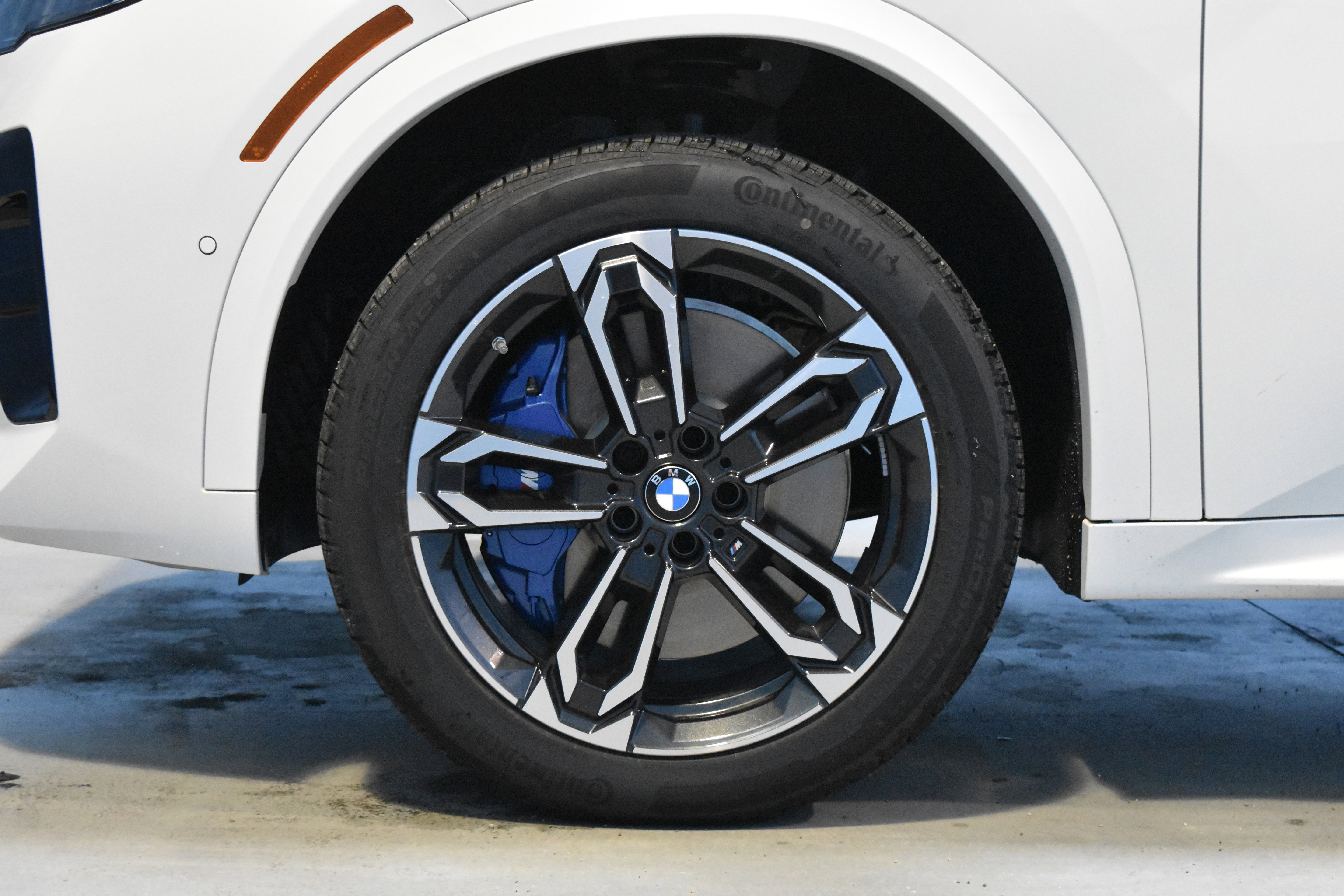 New 2025 BMW X2 xDrive28i w/ Technology Package image 20