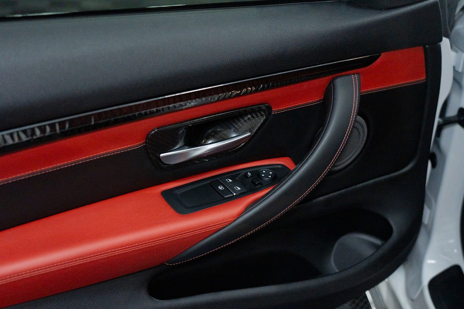 Used 2018 BMW M4 Coupe RWD image 21