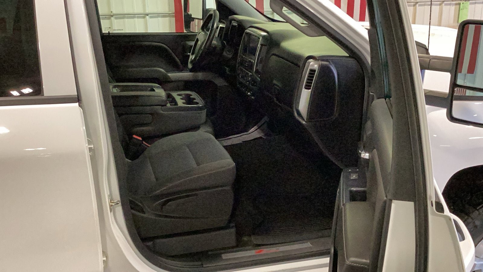Used 2017 Chevrolet Silverado 1500 LT w/ All Star Edition image 19