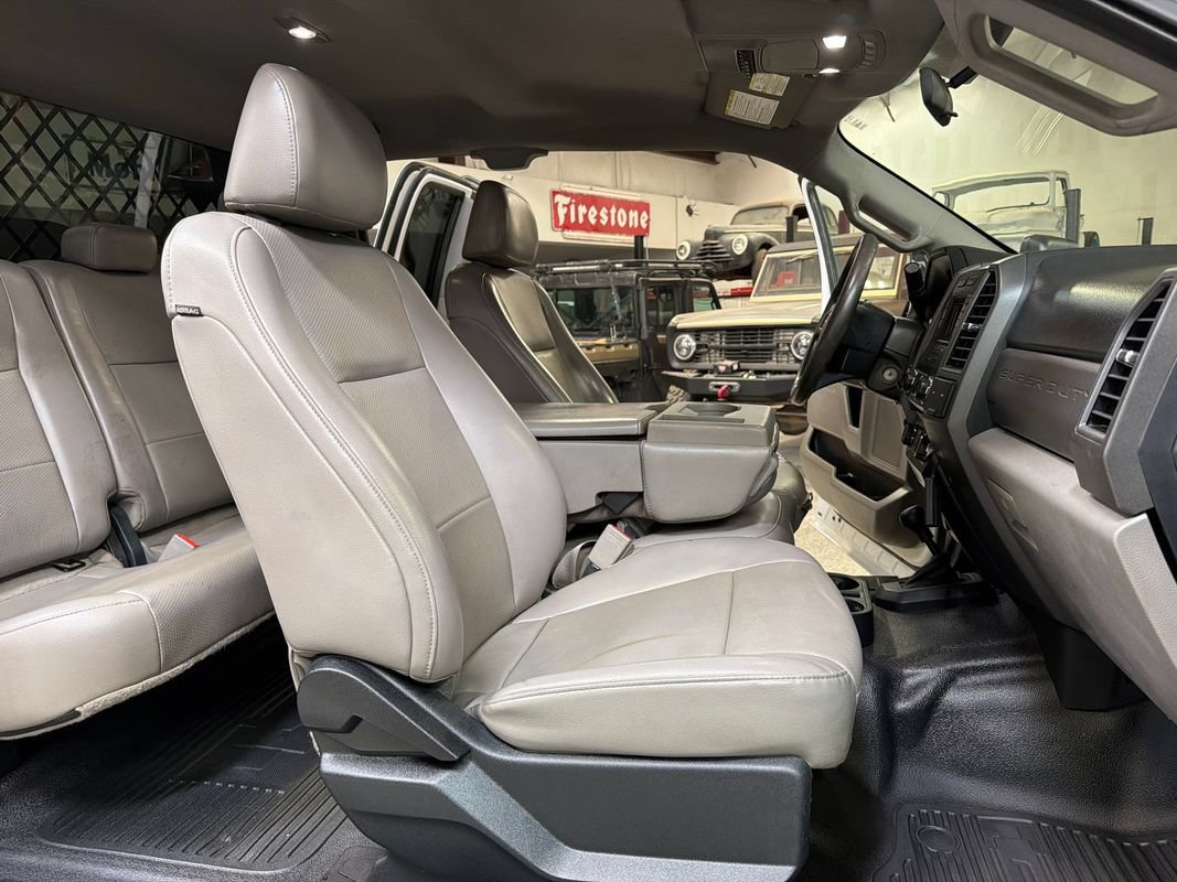 Used 2018 Ford F550 4x4 SuperCab Super Duty image 35