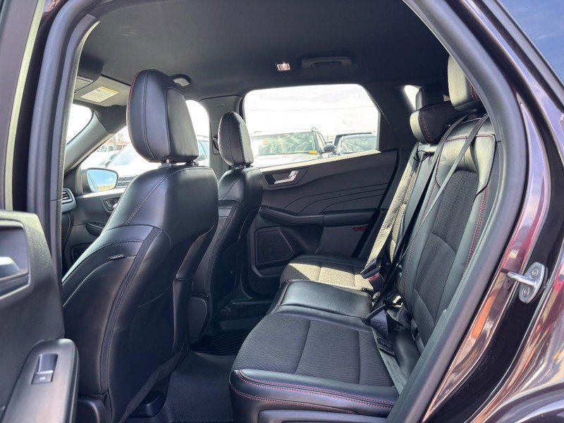 Used 2023 Ford Escape ST-Line Elite image 12