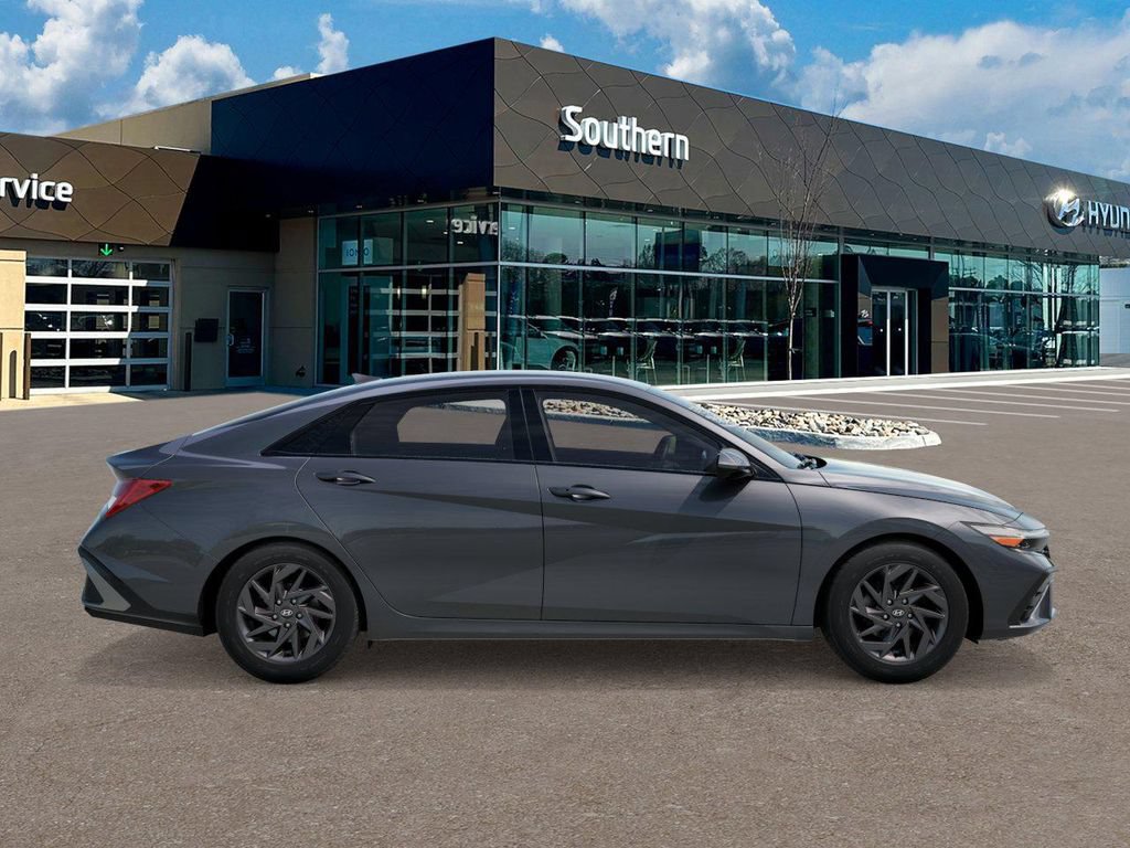 New 2026 Hyundai Elantra Hybrid FWD image 7