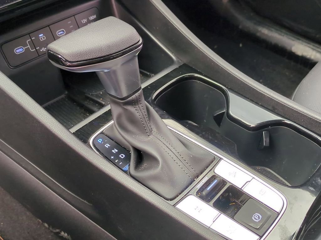 Certified 2026 Hyundai Santa Cruz SEL image 17