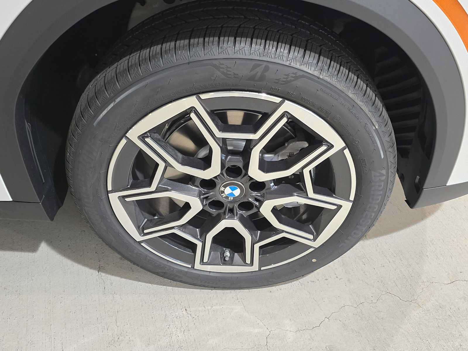 New 2027 BMW X2 xDrive28i AWD/4WD image 9