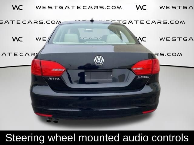 Used 2012 Volkswagen Jetta SEL FWD image 5