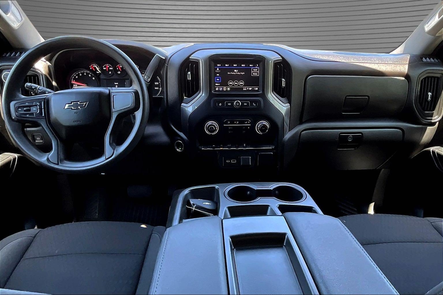 Used 2023 Chevrolet Silverado 1500 Custom w/ Rally Edition AWD/4WD image 8