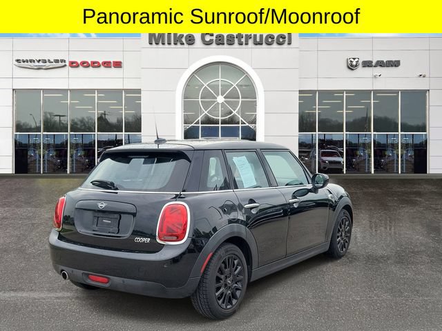 Used 2021 MINI Cooper 4-Door Hardtop FWD image 4