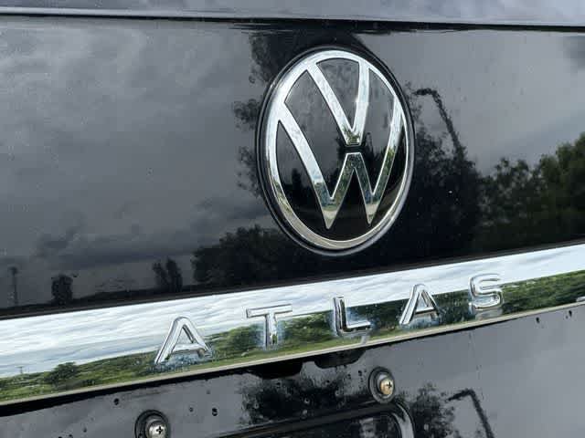 Used 2023 Volkswagen Atlas SE w/ Black Wheel Package AWD/4WD image 26