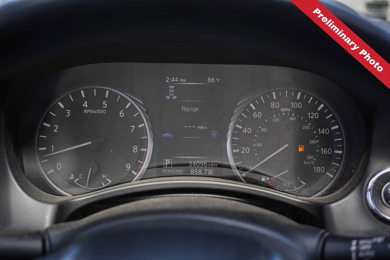 Used 2022 INFINITI Q50 Luxe w/ Cargo Package RWD image 16