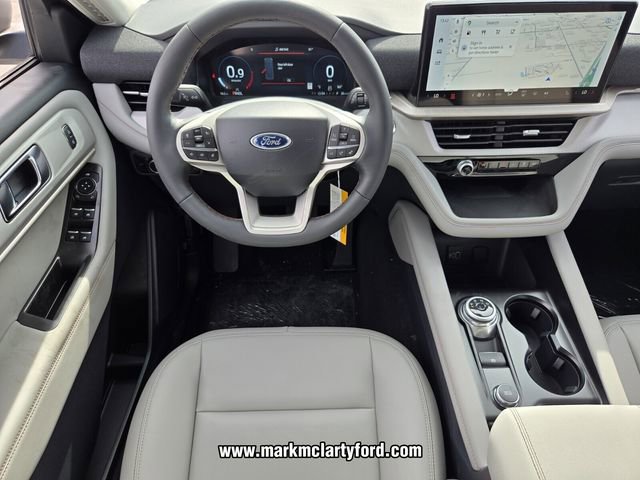 New 2026 Ford Explorer Active w/ Active Comfort Package image 8