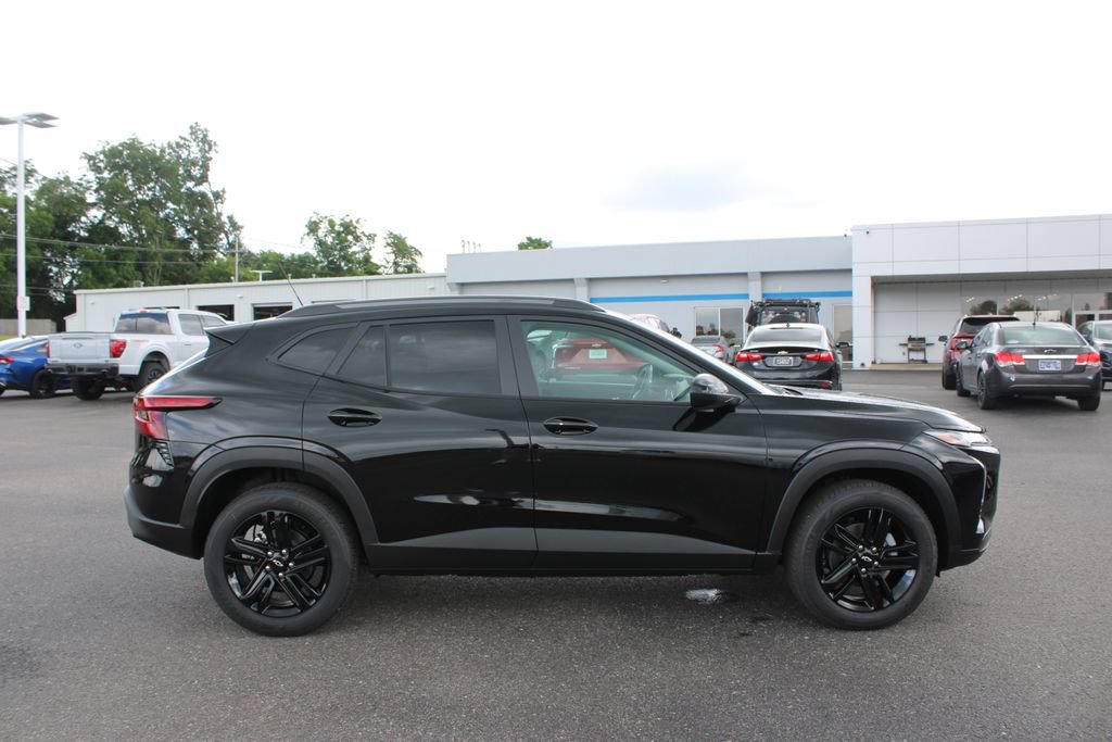 New 2026 Chevrolet Trax ACTIV w/ Driver Confidence Package FWD image 11