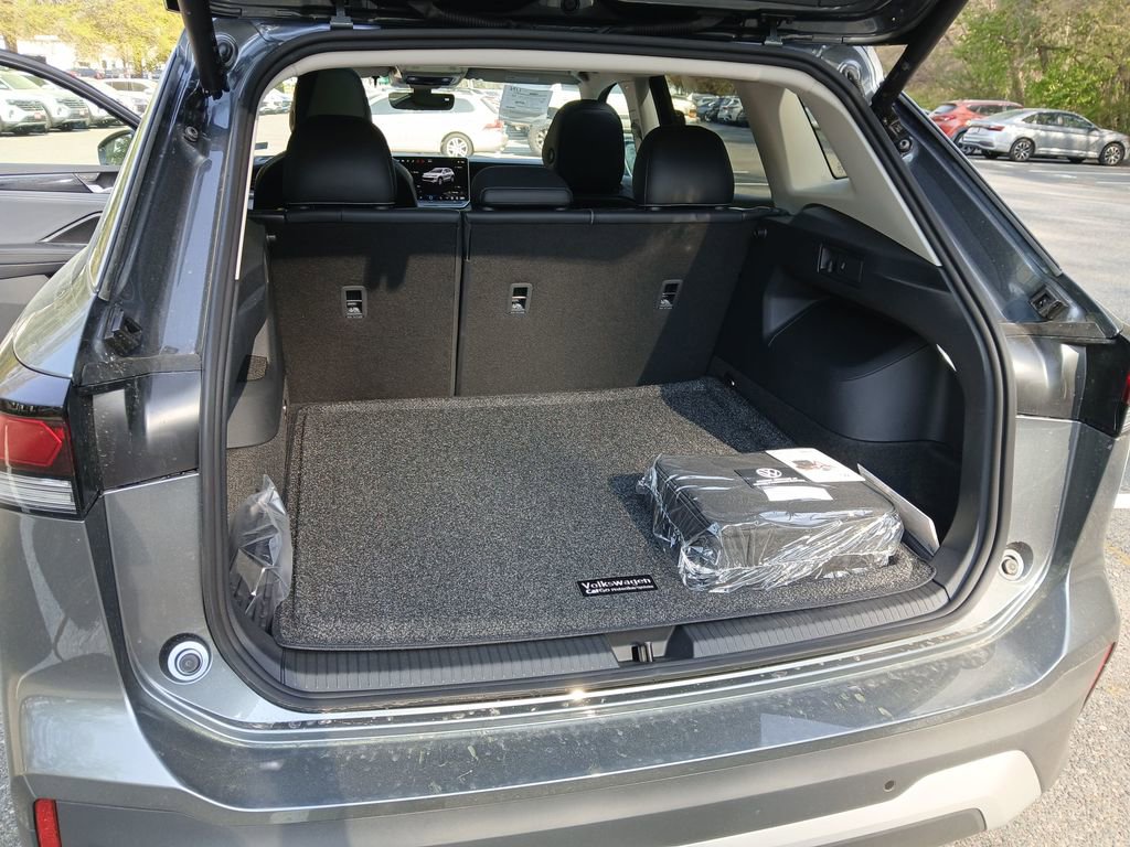 New 2026 Volkswagen Tiguan SE AWD/4WD image 22