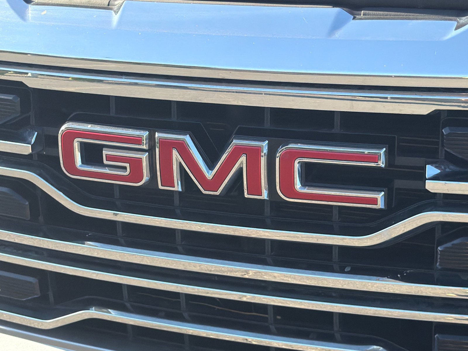 Used 2026 GMC Sierra 1500 SLT AWD/4WD image 37