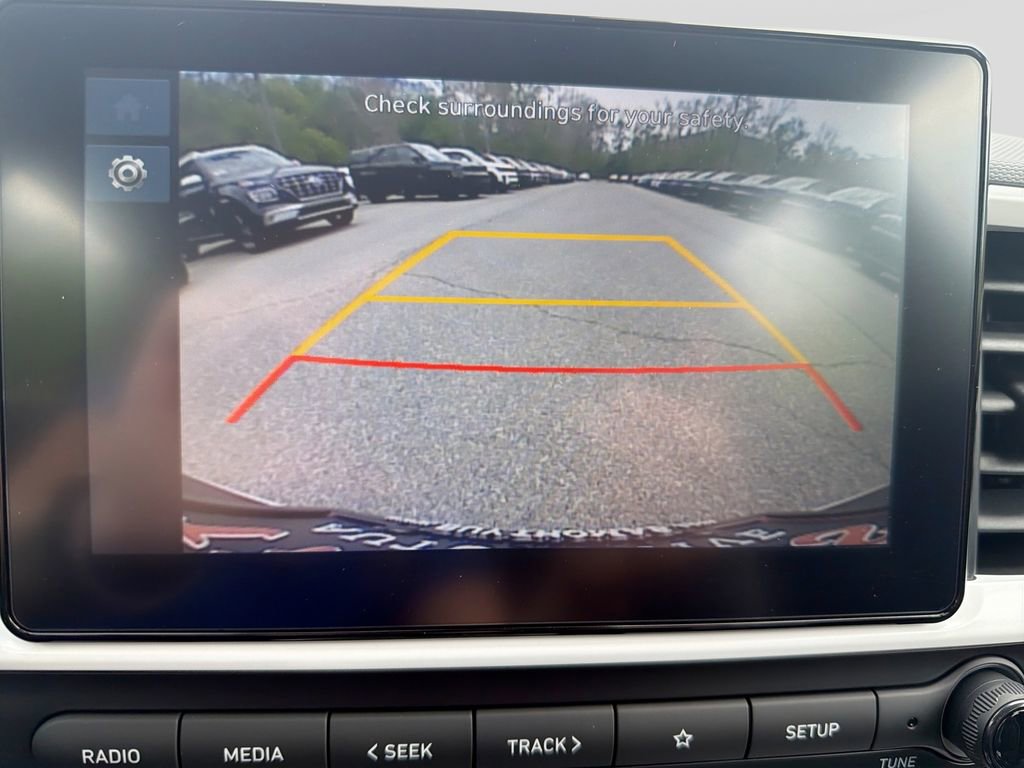 Certified 2026 Hyundai Venue SEL FWD image 22