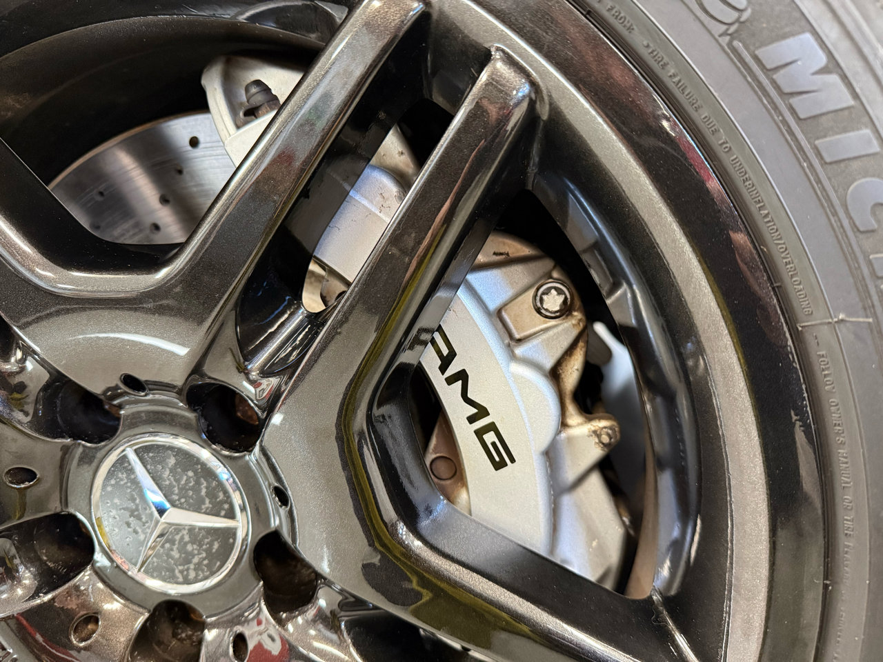 Used 2004 Mercedes-Benz E 55 AMG Sedan image 20