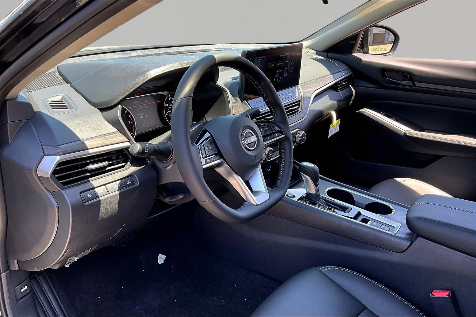 New 2026 Nissan Altima 2.5 SV w/ SV Premium Package FWD image 16