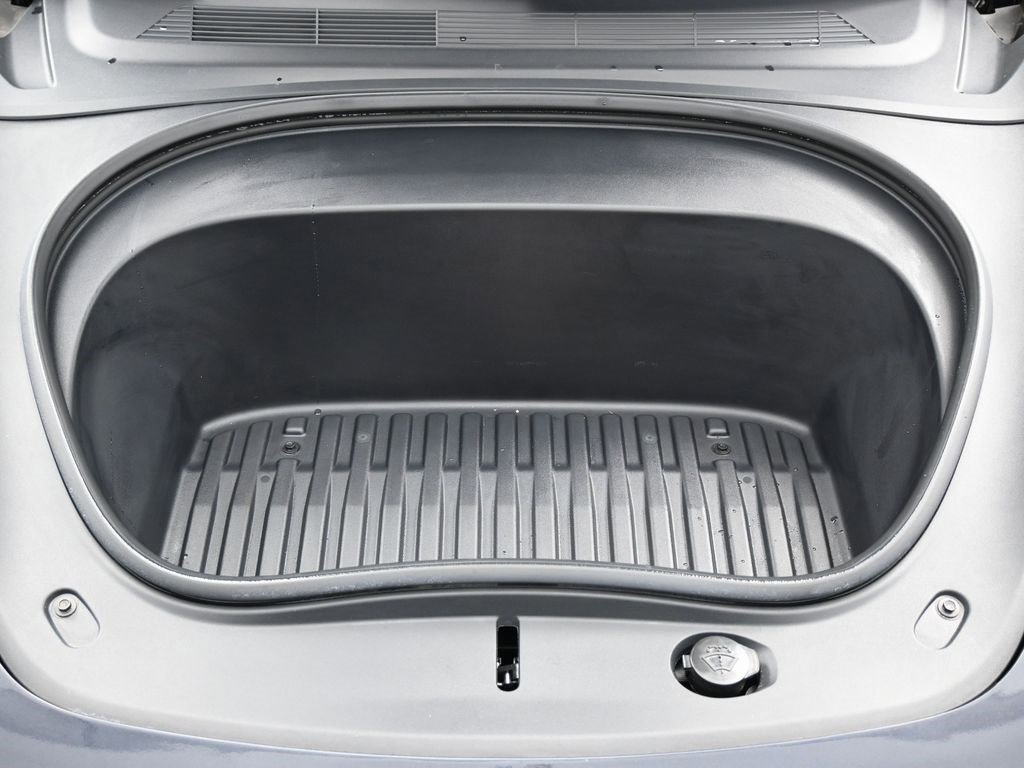 Used 2024 Tesla Model 3 Performance image 44