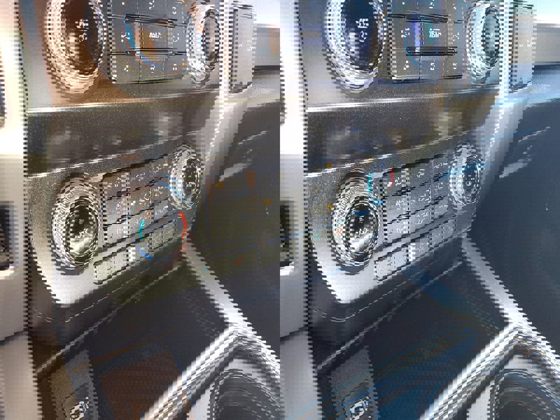 Used 2019 Ford F250 Platinum w/ Platinum Ultimate Package image 77