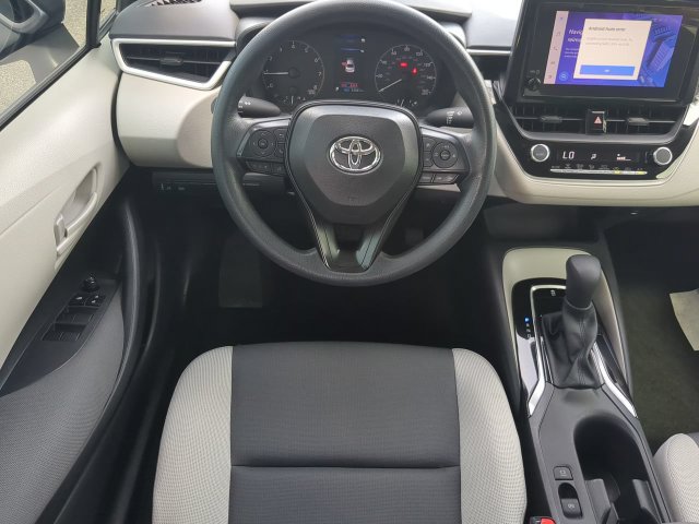 Used 2024 Toyota Corolla LE w/ LE Convenience Package FWD image 15