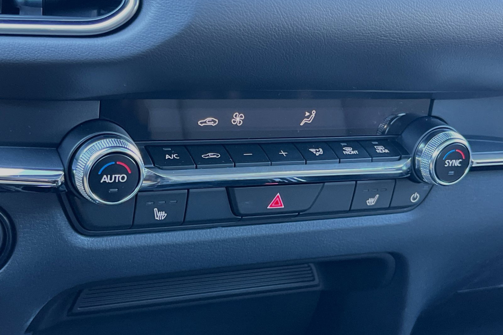 Used 2025 MAZDA CX-30 AWD 2.5 S w/ Preferred Package image 24