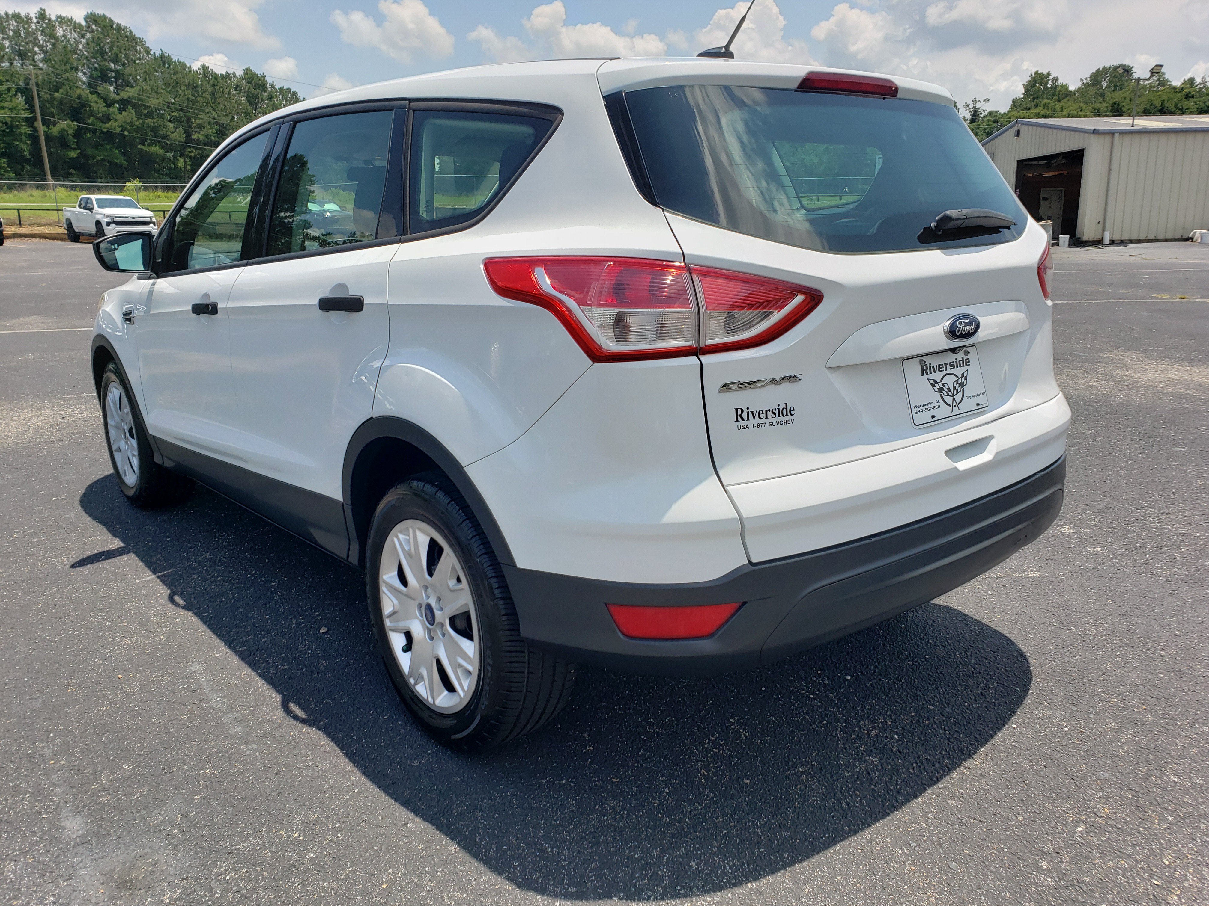 Used 2015 Ford Escape S FWD image 4