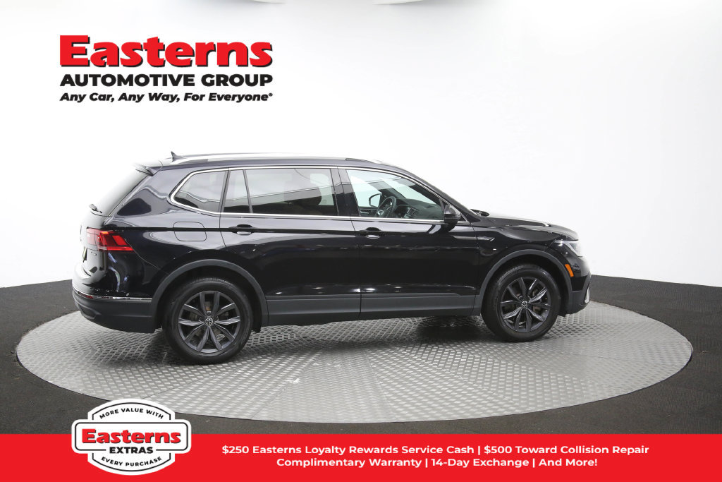 Used 2023 Volkswagen Tiguan SE AWD/4WD image 45