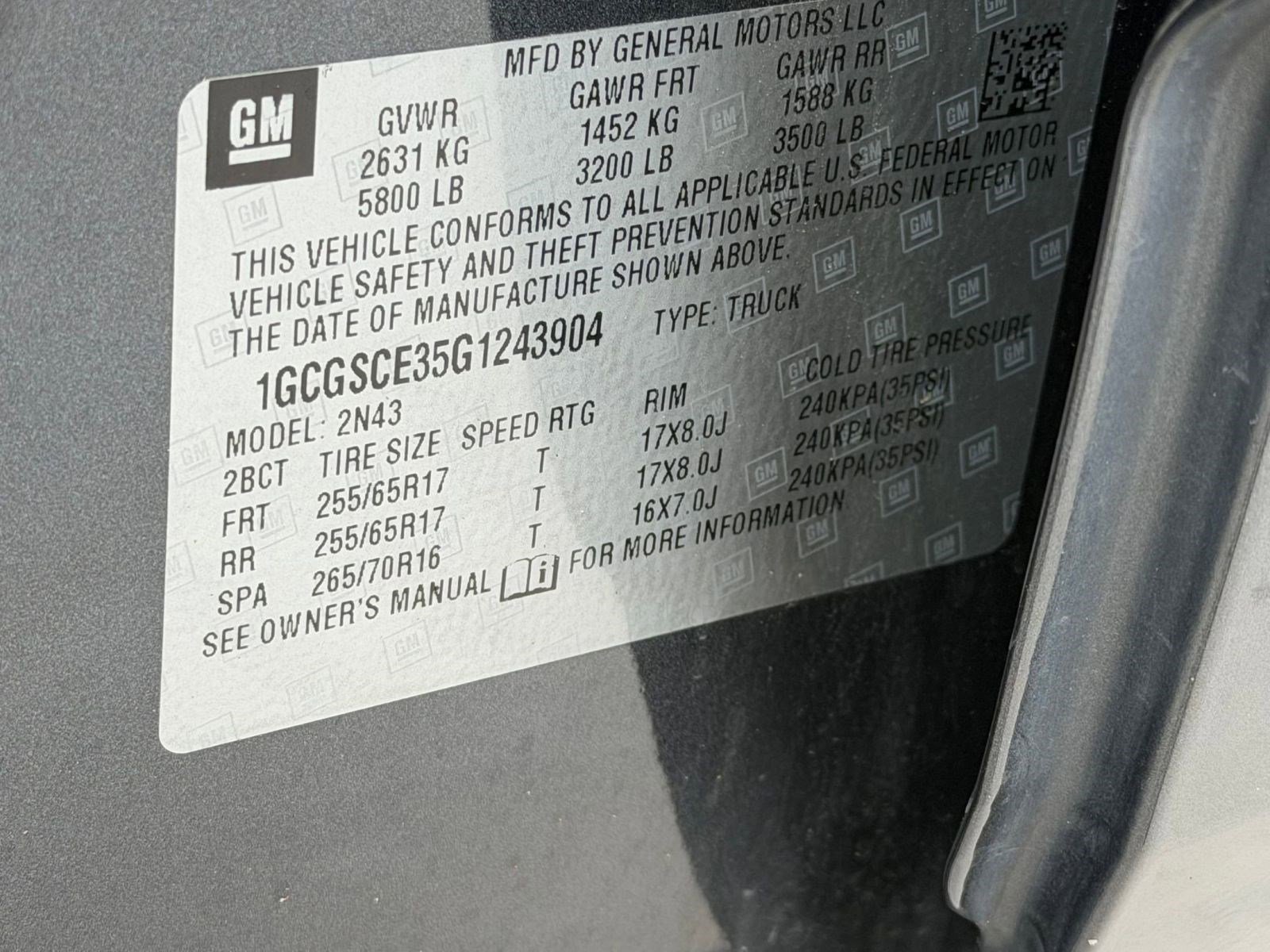 Used 2016 Chevrolet Colorado LT w/ LT Convenience Package image 19