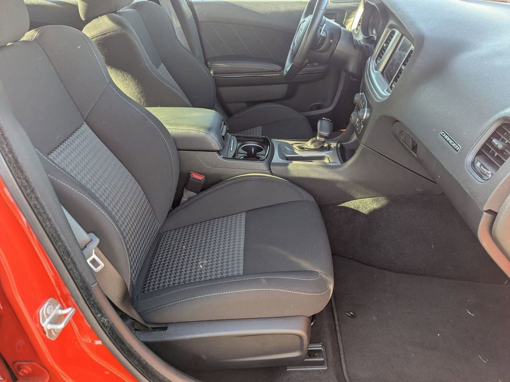 Used 2023 Dodge Charger R/T w/ Blacktop Package image 20