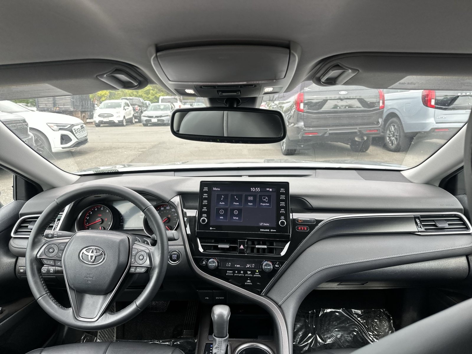Used 2023 Toyota Camry XSE FWD image 24