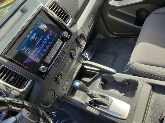 Used 2024 Nissan Frontier SV w/ Tow Package image 31
