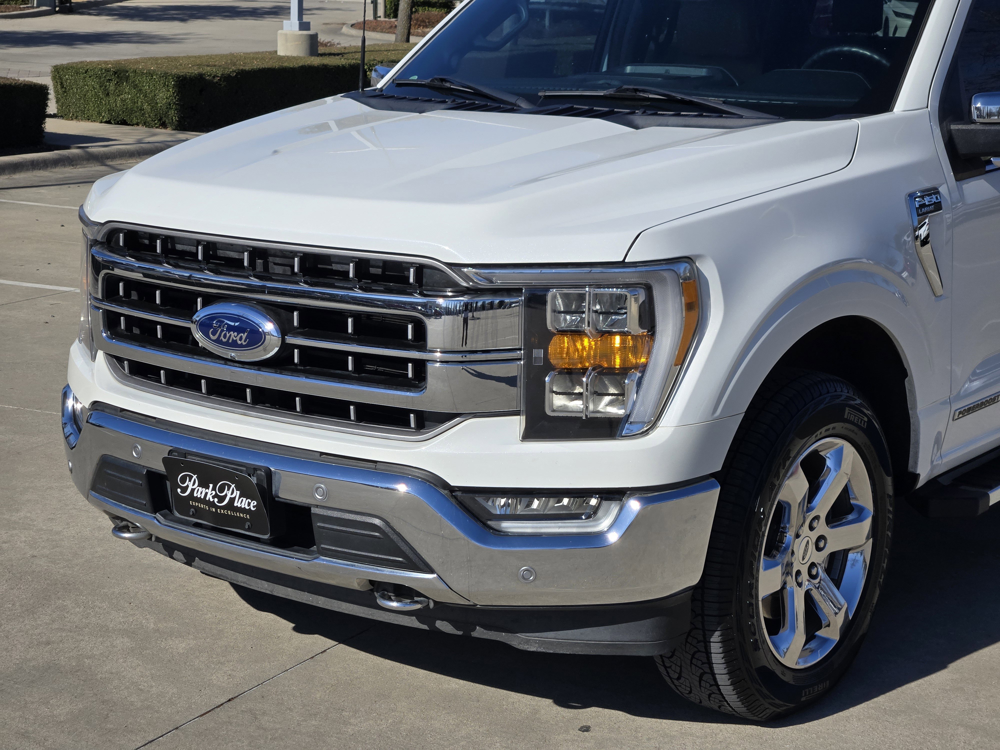 Used 2021 Ford F150 Lariat w/ Max Trailer Tow Package image 10