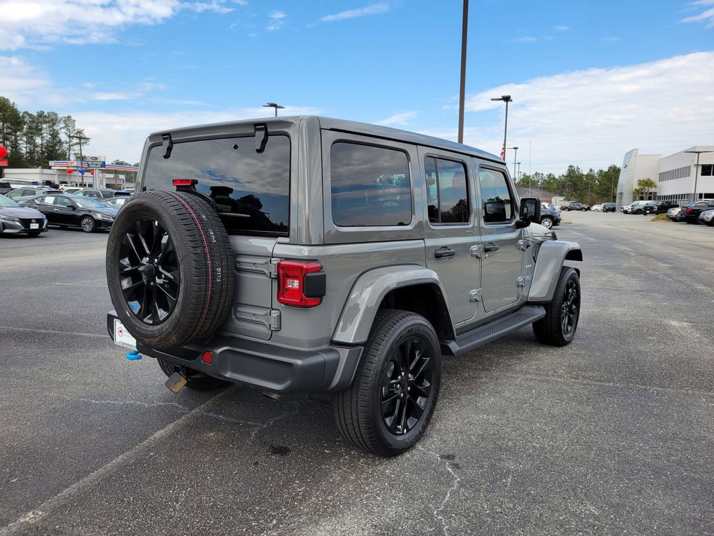 Used 2023 Jeep Wrangler Unlimited Sahara w/ Cold Weather Group image 5
