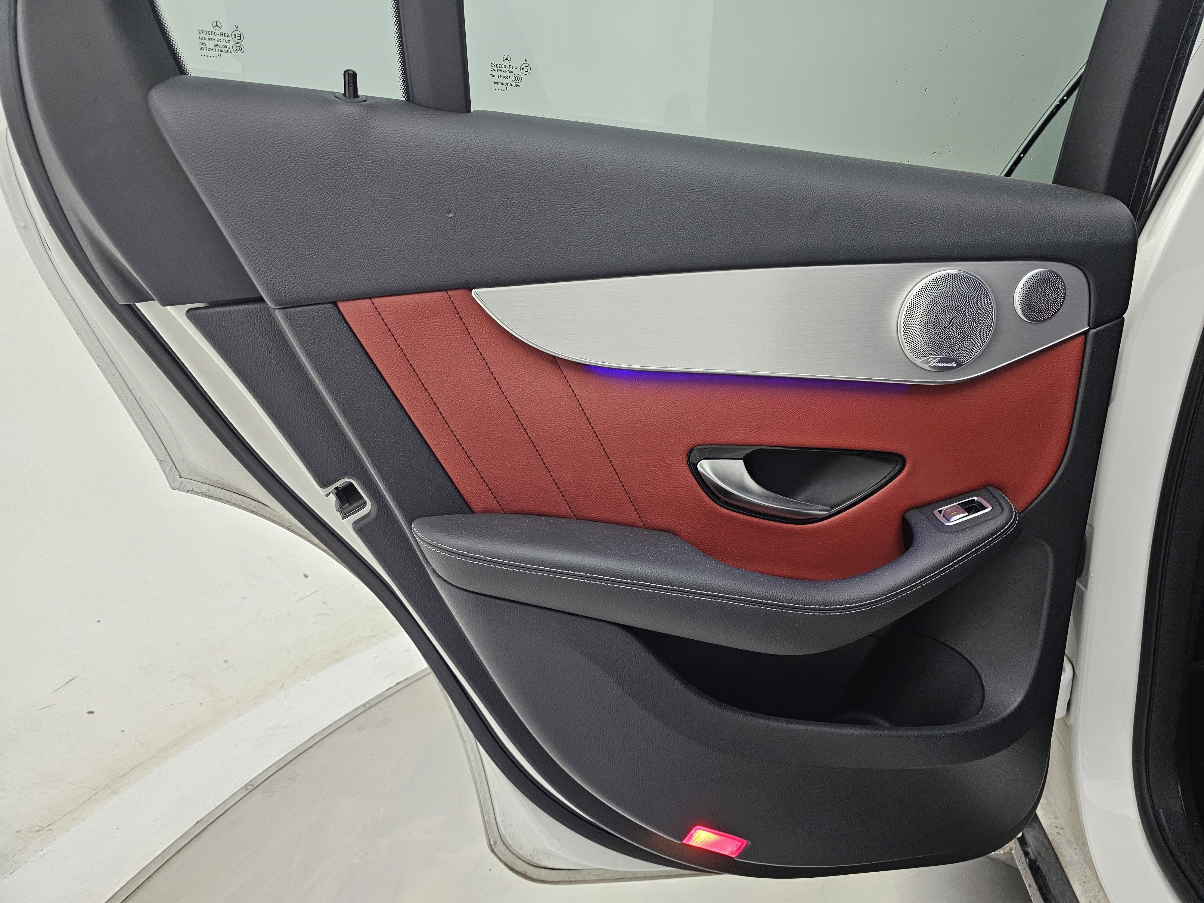 Certified 2020 Mercedes-Benz GLC 300 4MATIC Coupe image 19