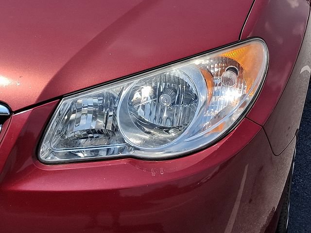 Used 2010 Hyundai Elantra GLS FWD image 11