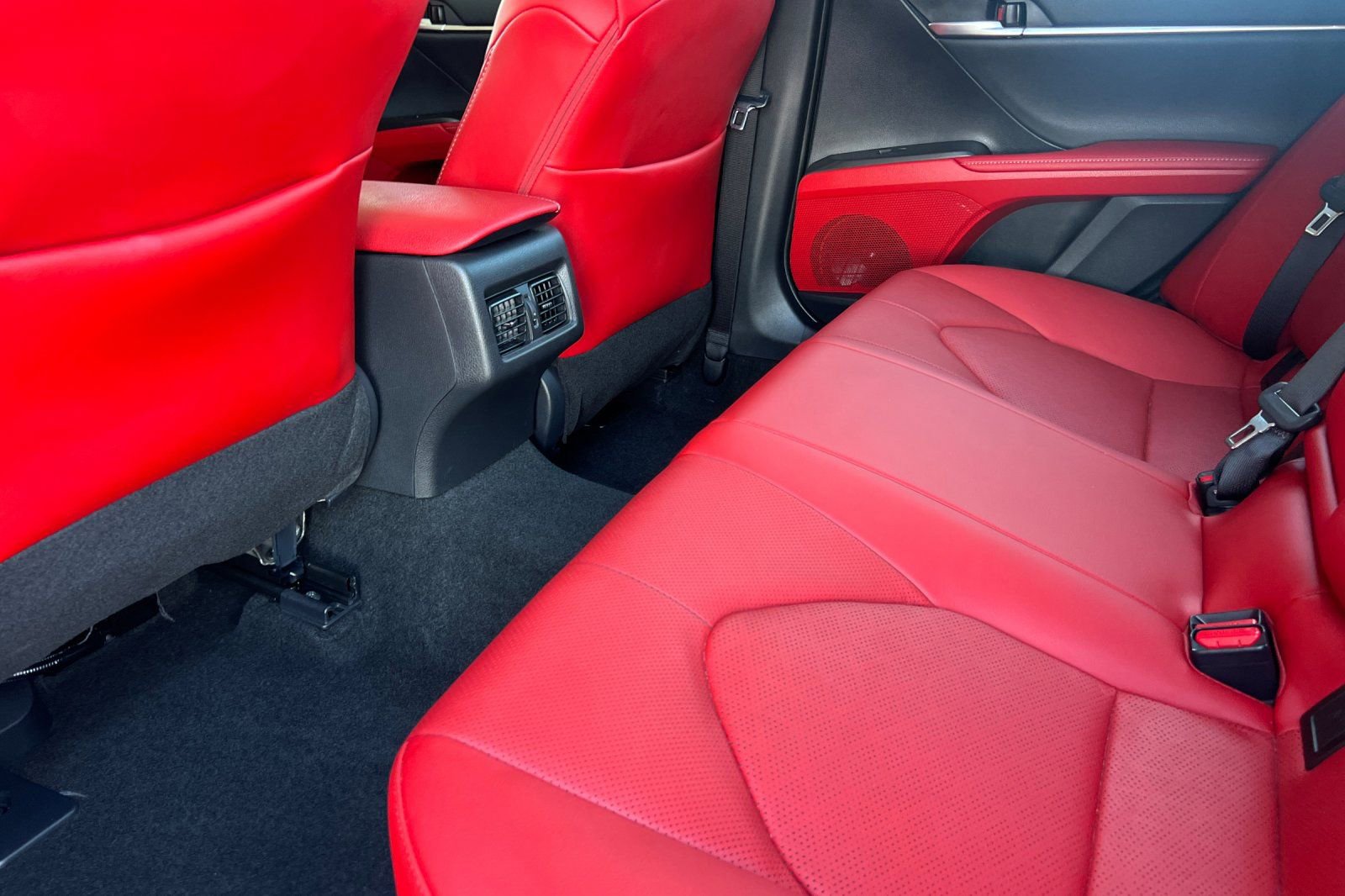 Certified 2024 Toyota Camry XSE w/ Navigation Package image 15