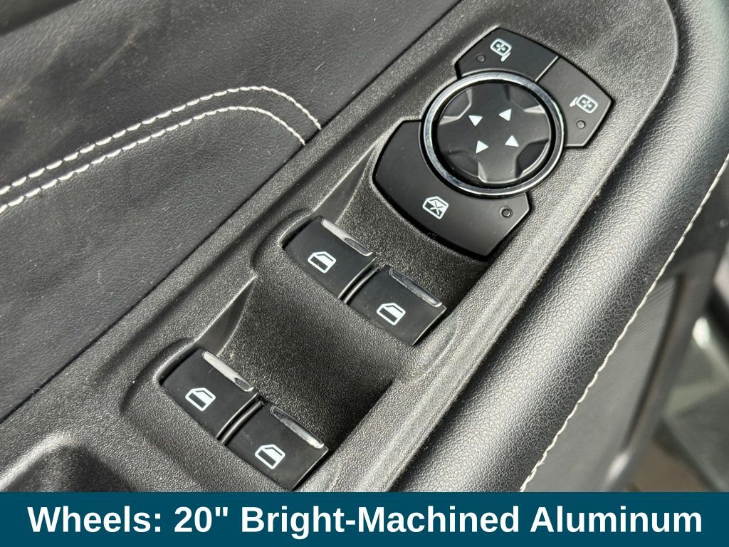 Used 2023 Ford Edge Titanium AWD/4WD image 17