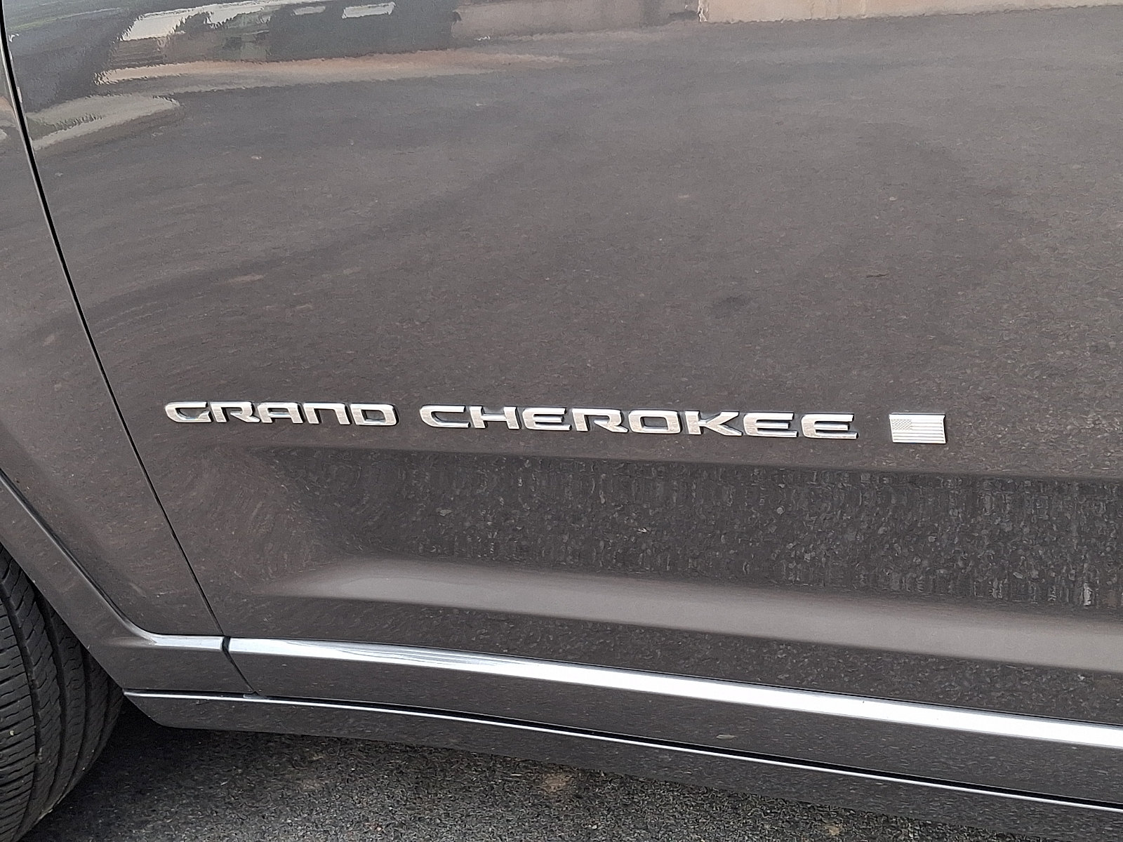 Used 2021 Jeep Grand Cherokee L Overland w/ Luxury Tech Group IV AWD/4WD image 30