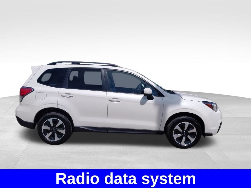 Used 2017 Subaru Forester 2.5i Premium AWD/4WD image 7