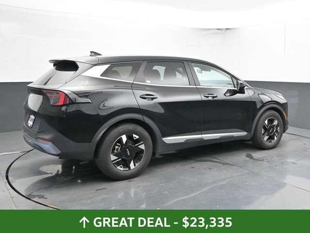 Used 2026 Kia Sportage LX FWD image 2