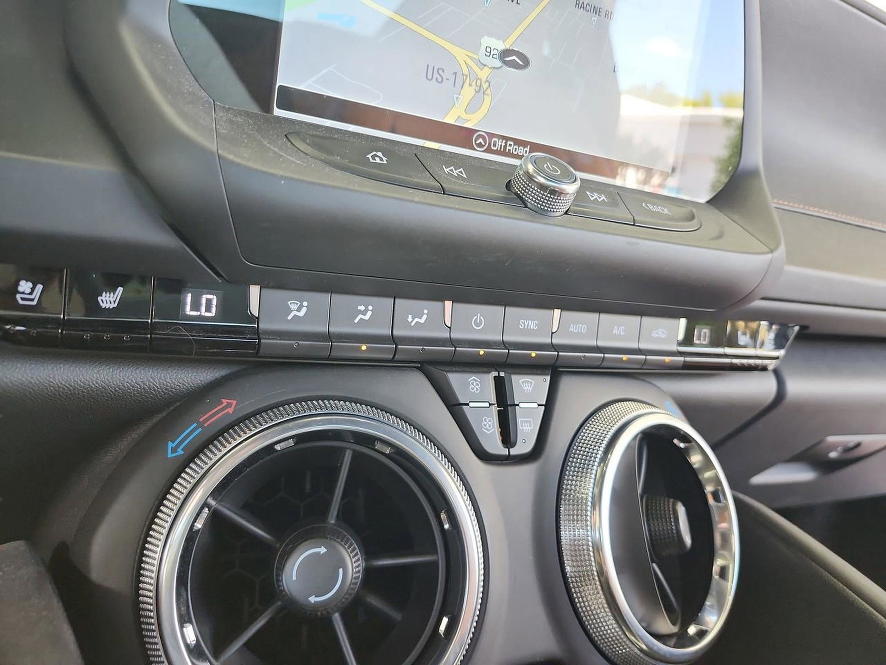 Used 2016 Chevrolet Camaro SS RWD image 26